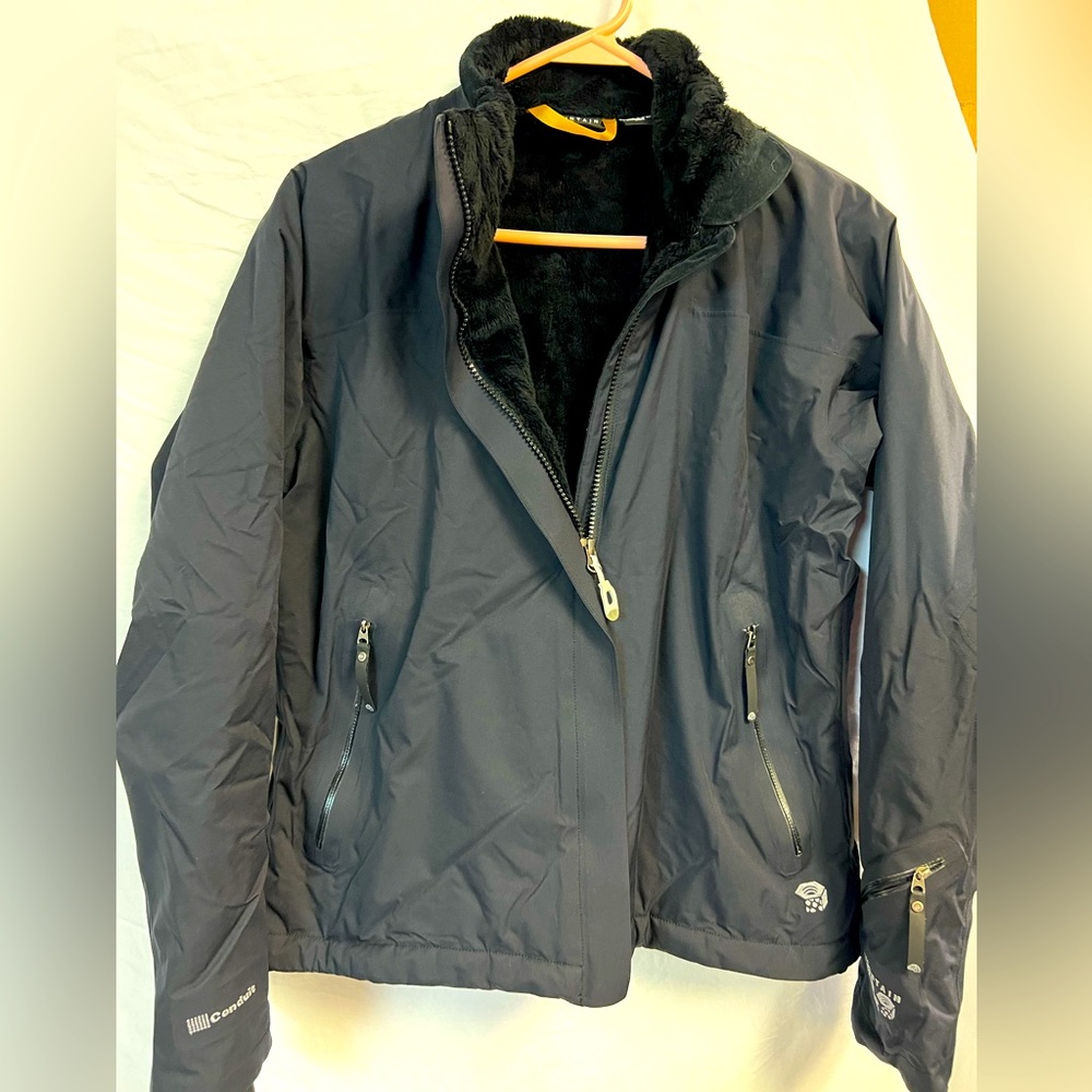 Mountain Hardware womens Medium black fleece/soft shell ski jacket